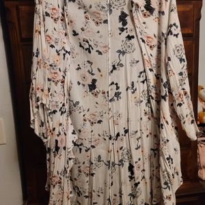 Torrid Kimono sz 3/4